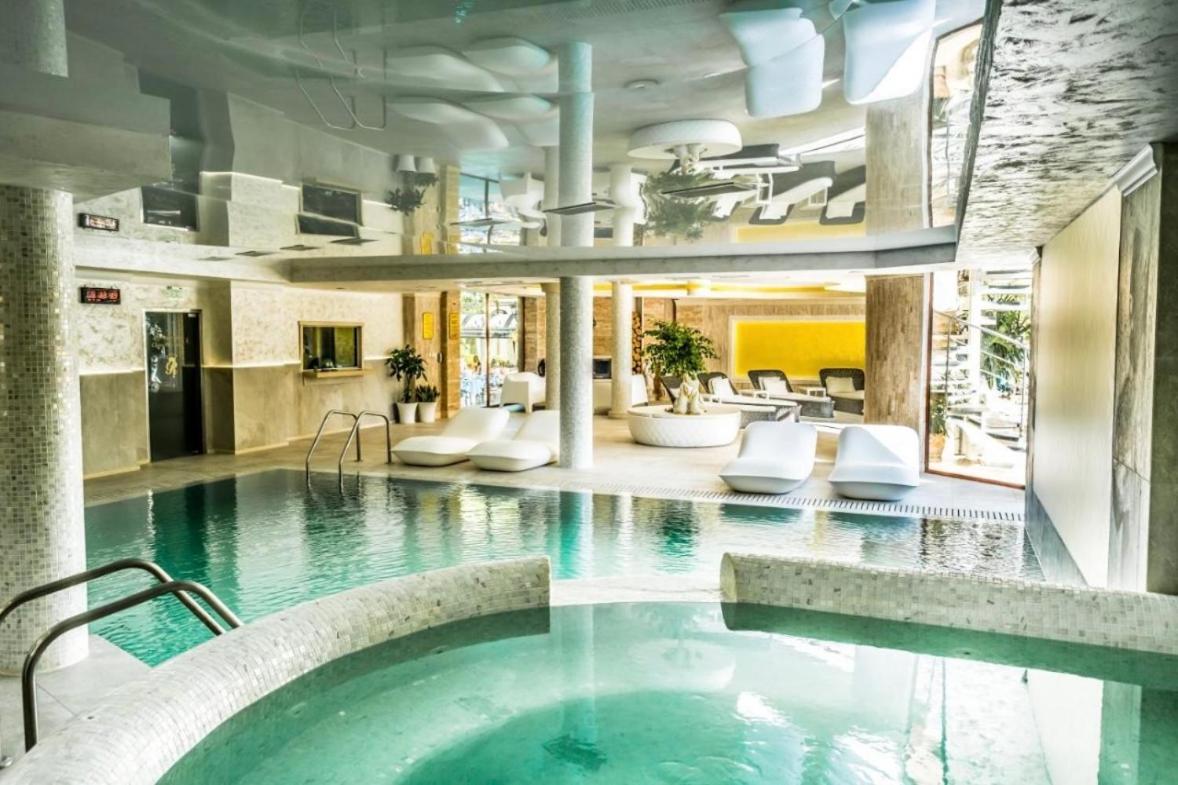 Luxury Apartment Rich 3 Βέλινγκραντ Εξωτερικό φωτογραφία